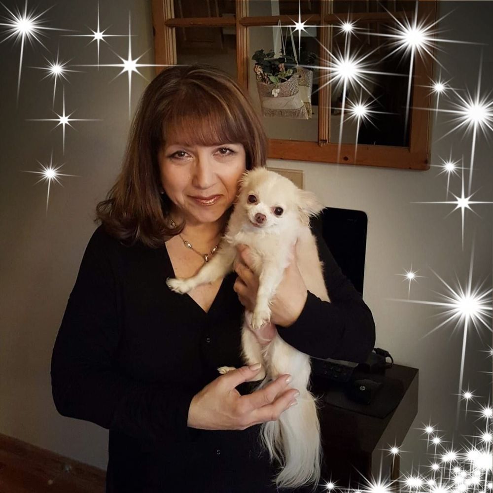 Meet your Posher, Cecelia